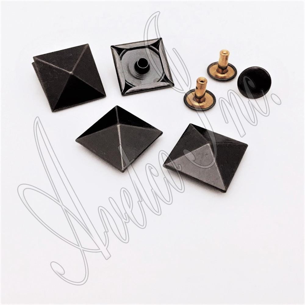 1641 Pyramid Rivets- R630