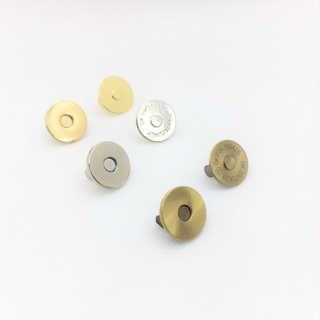 18mm Thin Magnetic Snaps (12)avetcoinc