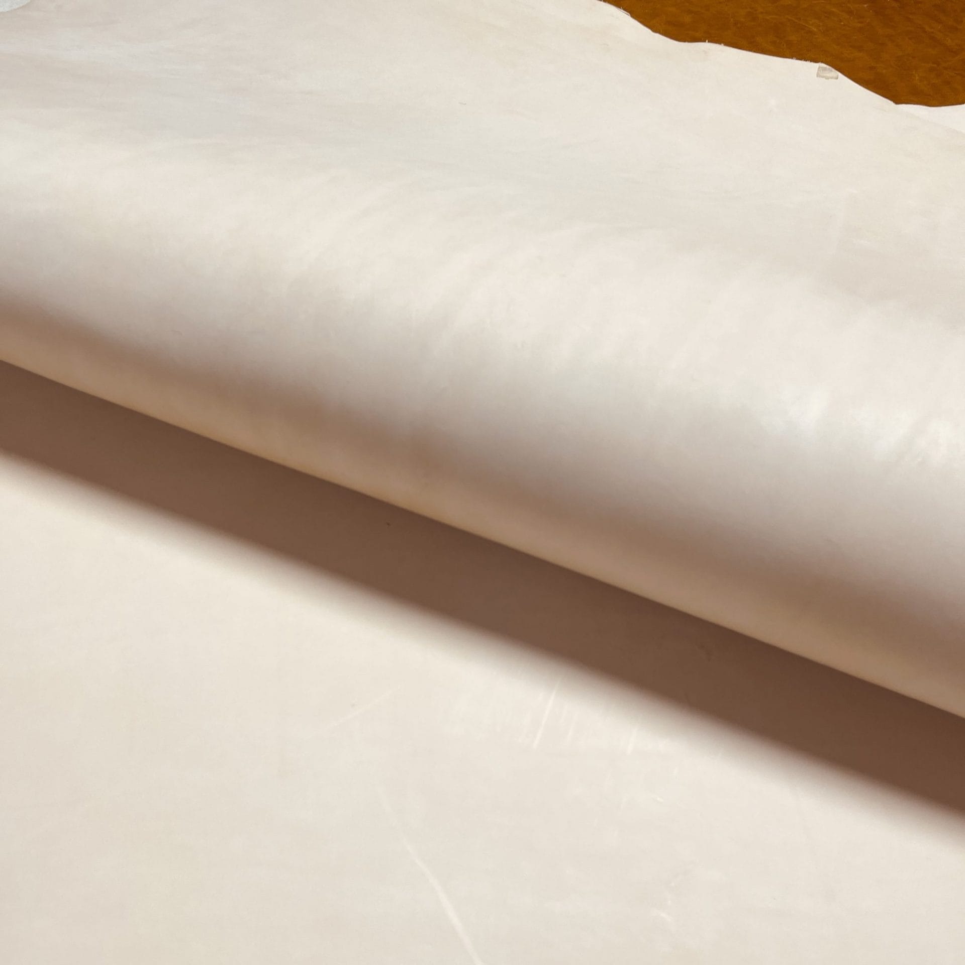 8.9 oz veg tan shoulders avetcoinc@ (2)