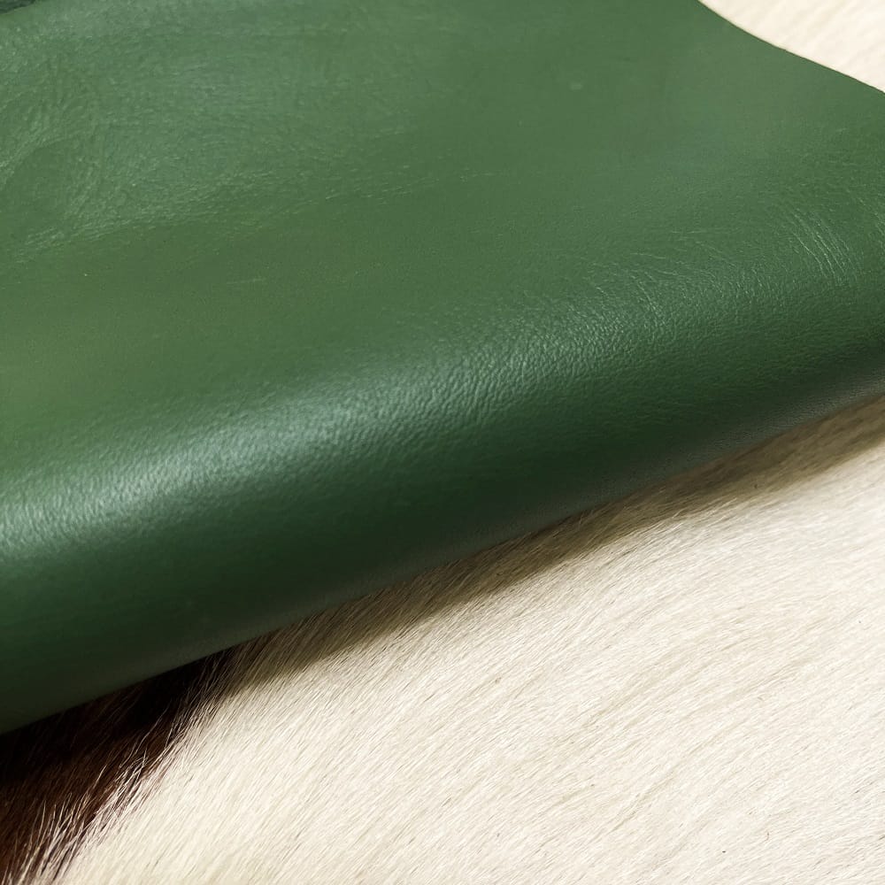 Artichoke Green Milano Cow Leather 3 oz-Avetco