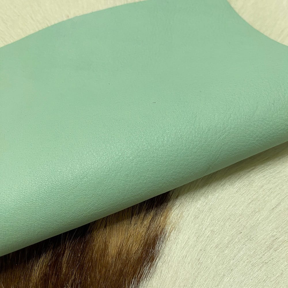 Pastel Green Milano Cow Leather 3 oz-Avetco