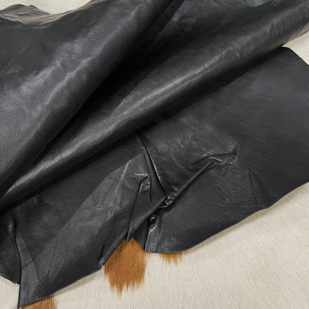 SL-209BLK Black Goat 2