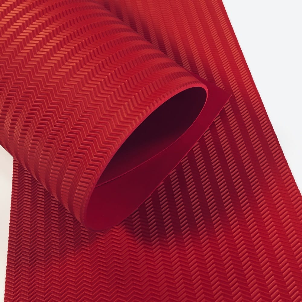 SPCHEVRON red