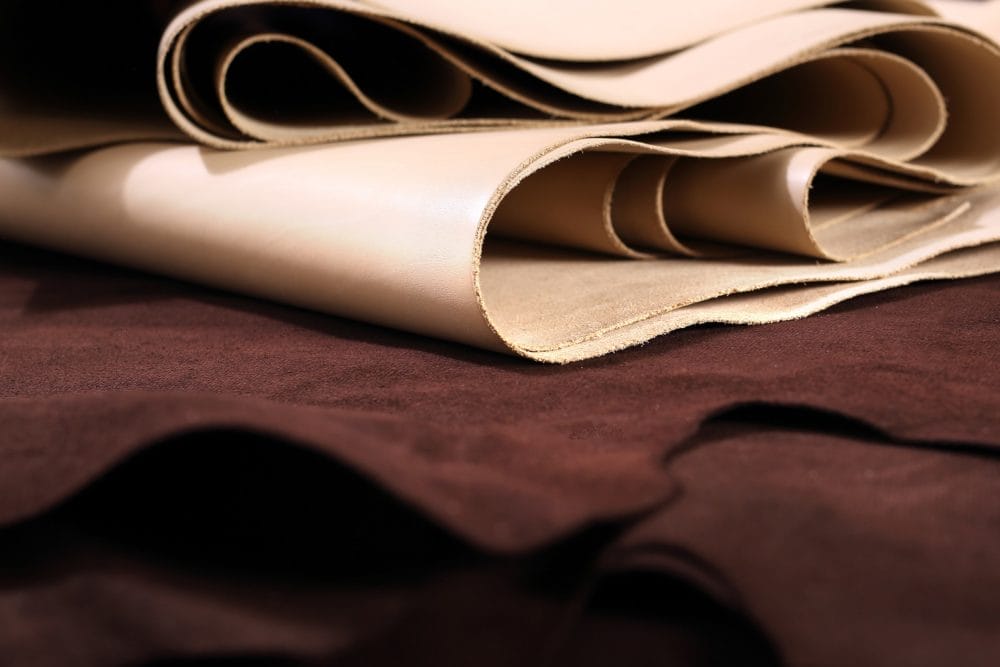 https://avetcoleather.com