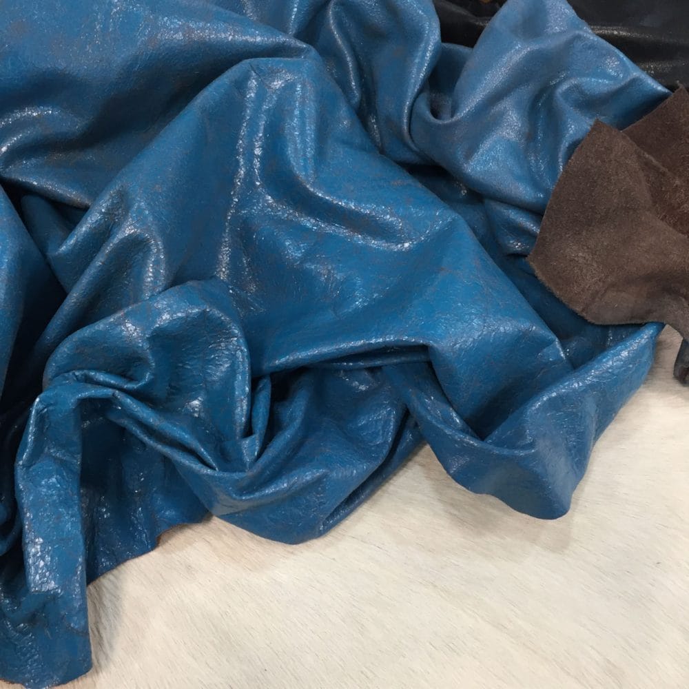 Turquoise w Brown Crackel (1)