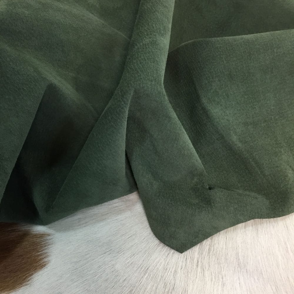 clover pig suede leather avetcoinc@