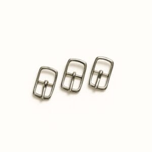 Nickel: 6mm center bar buckle in silver zinc alloy