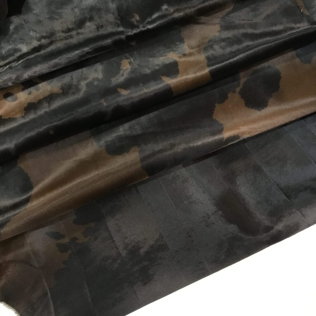 Color Brown with Black (3)