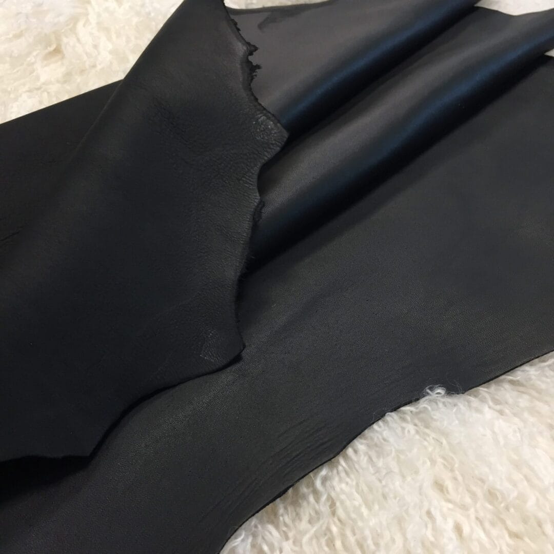 Lagon Reversible Lambskin avetcoinc@