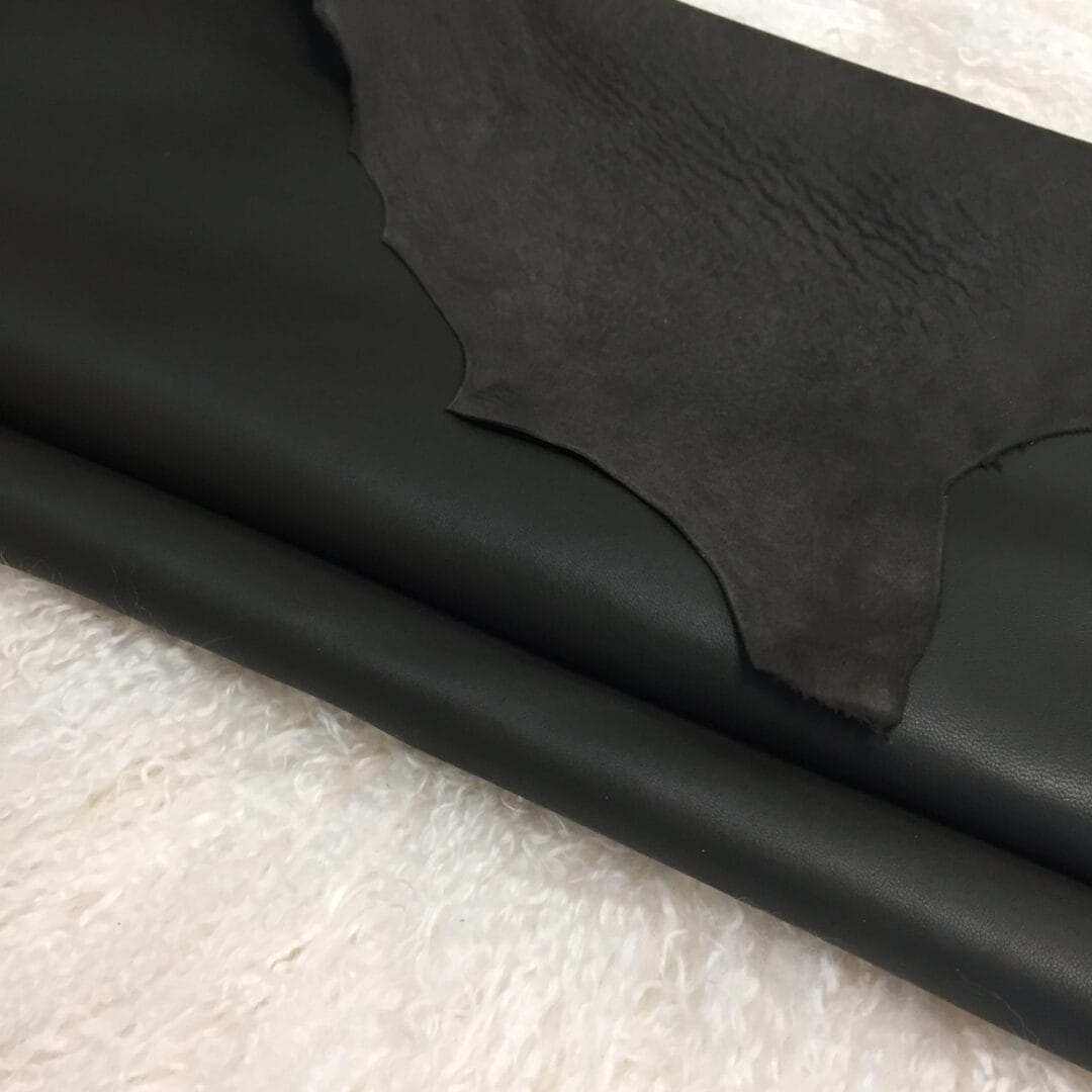 Lagon Reversible Lambskin avetcoinc@