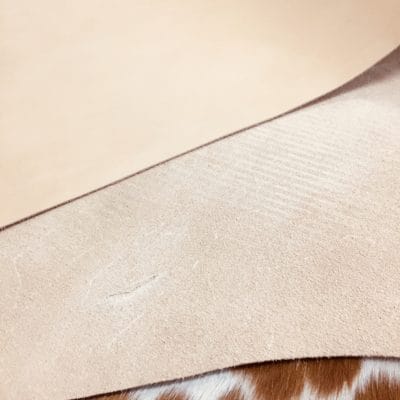 what is veg tan leather Tuscany leather is a 100% organic, soft and sustainable 3/4 oz Veg Tan leather. It is made from plant extracts that undergo sustainable growth, harvest, and processing methods. The leather contains no toxic substances and is metal-free and chrome-free, making it an eco-friendly option. It is a popular choice for footwear, leather goods, saddlery, belts, gloves, and more. Its sustainable nature and eco-friendliness make it an excellent choice for those who prioritize environmentally friendly practices.