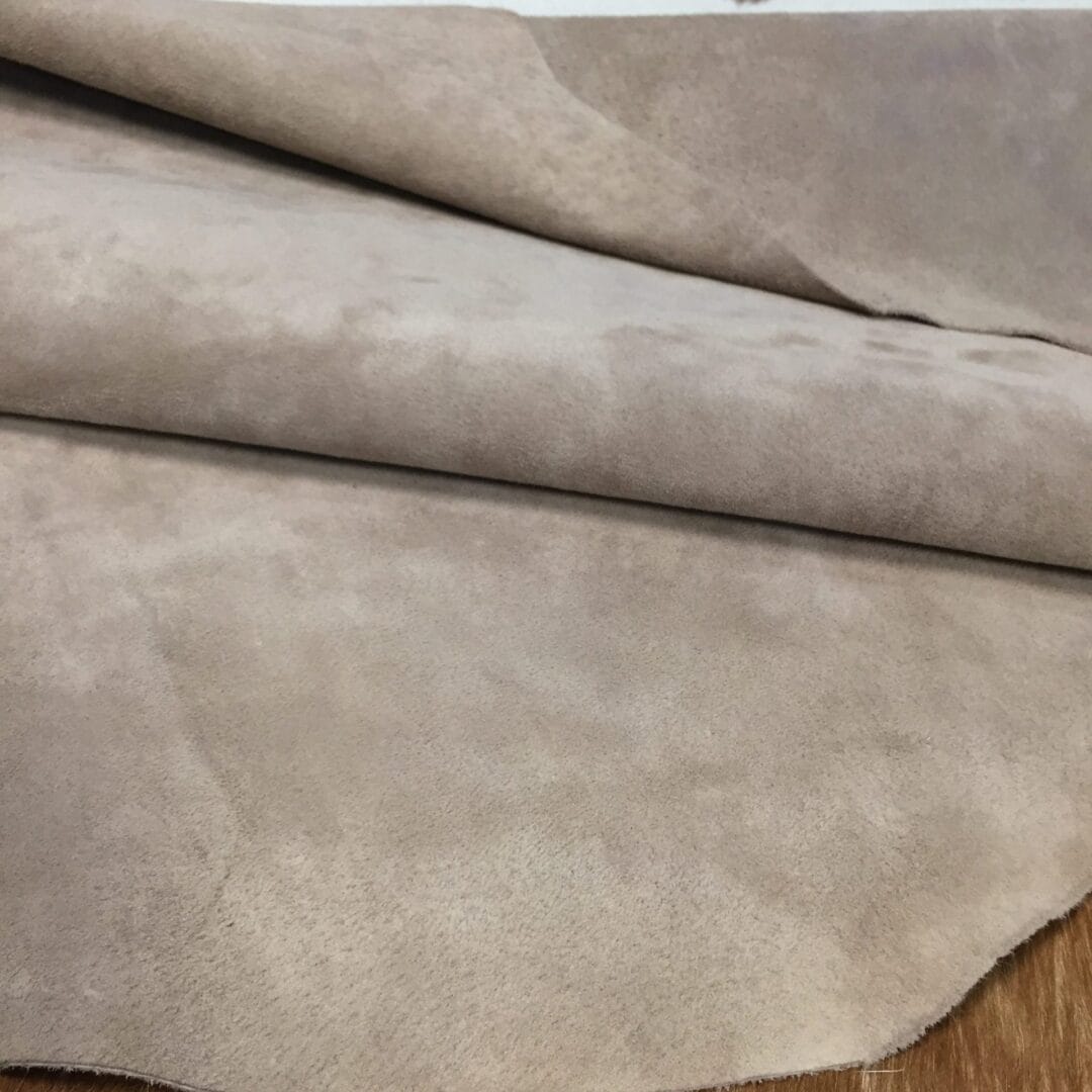 hognubuck_taupeAvetcoinc@ (4)