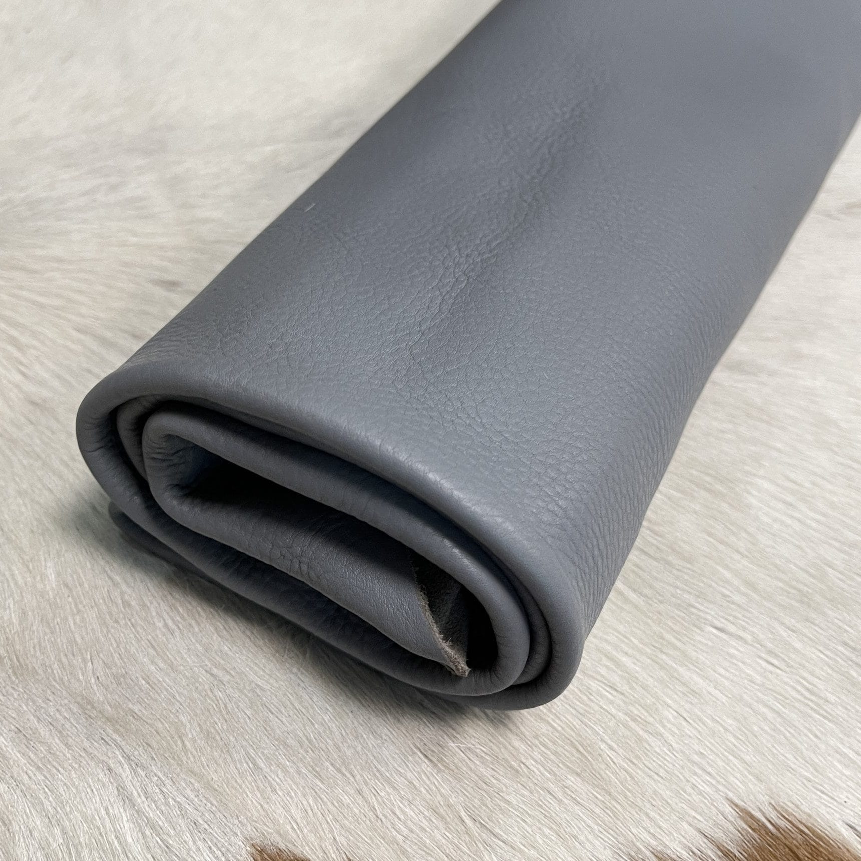 Hudson Gray Cow Leather Avetco Inc (2)