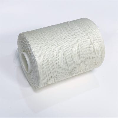 Avetco Brand offers a wax-coated polyester thread that is shiny, soft, and highly resistant to high temperatures, humidity, mildew, and water. This thread is perfect for hand-sewing, crafting, and manufacturing a wide range of products such as footwear, sofas, car seats, sports equipment, furniture, and canvas items. It is a versatile material that is durable and reliable, ensuring long-lasting results. Each spool contains 250 grams of thread that is made from 100% polyester waxed material and has a length of approximately 400m/433 yards. The thickness of the thread is 0.76mm.
