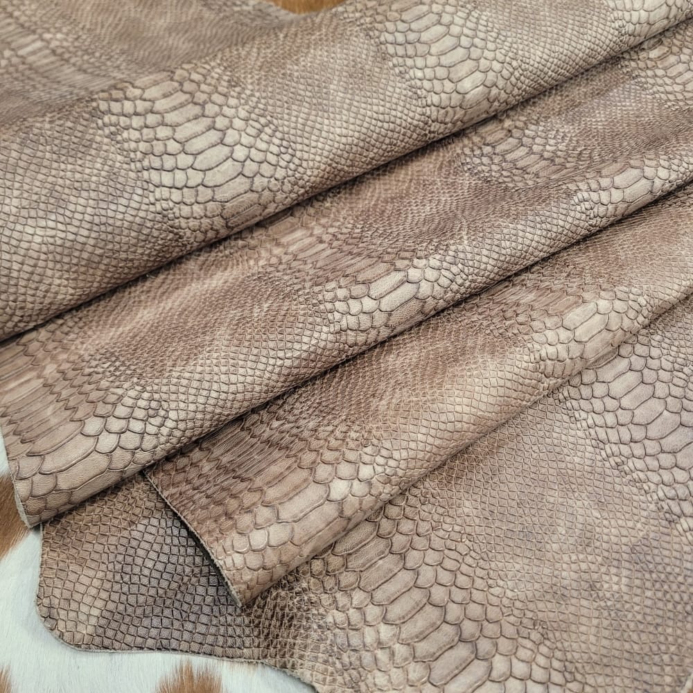 Hektor-Fog-Snake Embossed-Cow Leather-Avetco 2