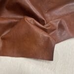 Bernard Oily Pull-Up Cowhide – Whisky drape with natural sheen and pull-up