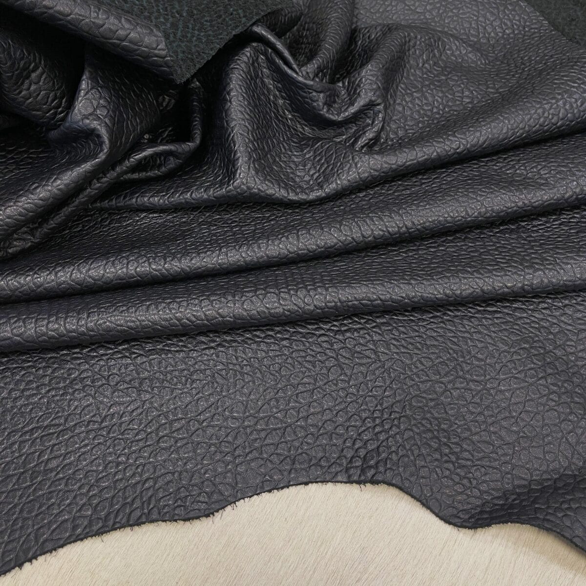 KP-203BLK