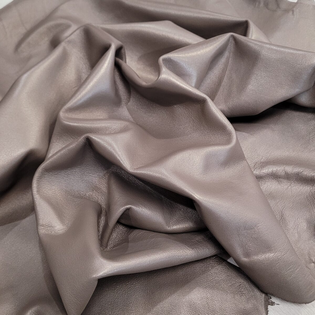 SL-102SMI Silver Mink