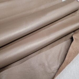 Pearlized Metallic Lambskin Leather 2 oz Beige